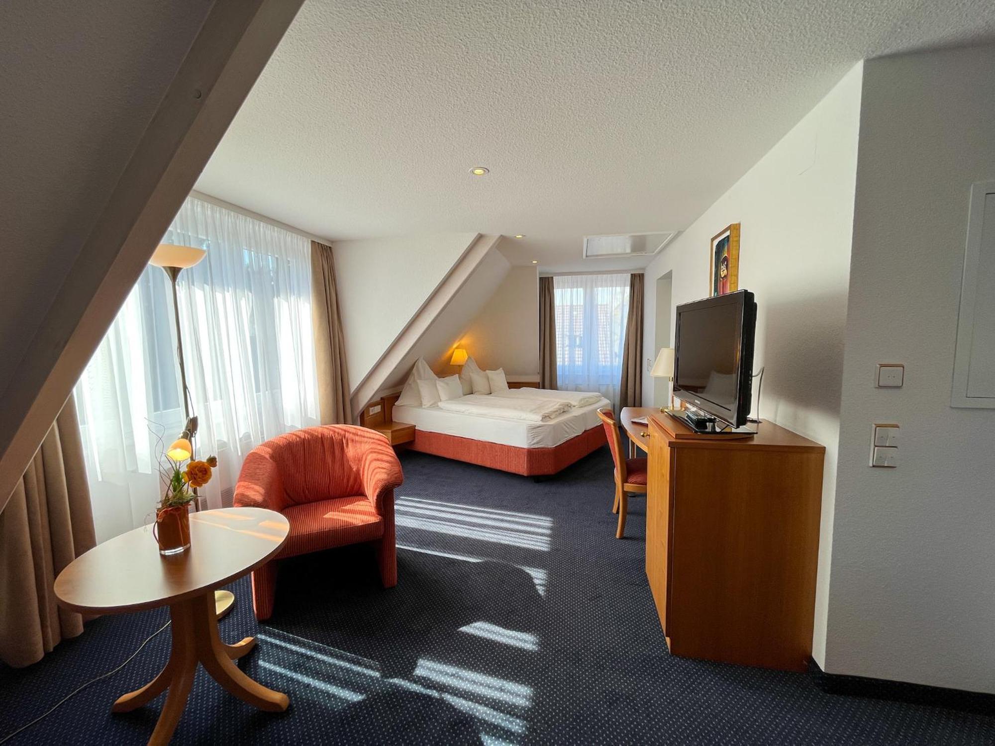 Akzent Hotel Atrium Baden Bad Krozingen Zimmer foto